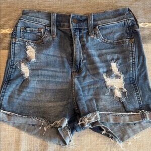 Hollister Women's Shorts - Abstract Design